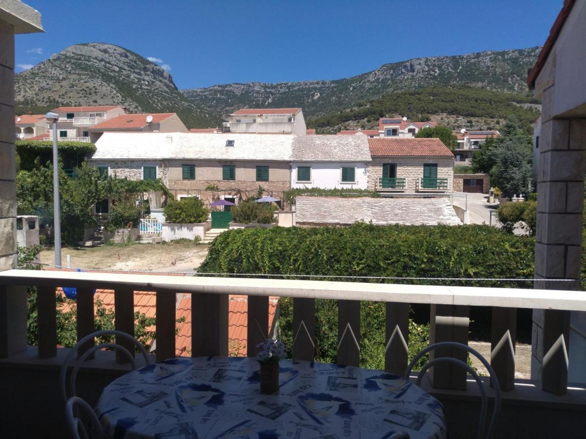 Apartmani Tanja Bol Exterior foto